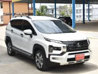 Mitsubishi Xpander 1.5 Cross สีขาว ปี2024  ฟรีดาวน์