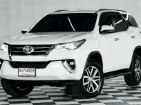 TOYOTA NEW FORTUNER 2.4 V.2 WD.เบาะไฟฟ้า DISC 4 ล้อ เกียร์ออโต้ ปี 2017