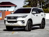 Toyota Fortuner 2.4 V ปี 2016 รถบ้านแท้ ไมล์น้อย