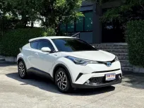 2019 TOYOTA CHR HV รถมือเดียวออกป้ายแดง รถวิ่งน้อย เข้าศูนย์ตามระยะ รถไม่เคยมีอุบัติเหตุครับ