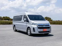 2020 TOYOTA COMMUTER 2.8 GL MT