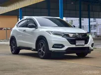 ไมล์ 4 หมื่น HR-V 1.8 RS  สีขาว เกียร์ออโต้ ปี 2018 ( เจ้าของเดียว )