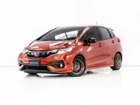 3B071 HONDA JAZZ GK 1.5 RS AT 2018