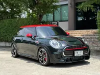 2017 MINI JOHN COOPER WORKS ( แท้ ) รถมือเดียวป้ายแดง วิ่งน้อย เข้าศูนย์ตามระยะ ไม่มีอุบัติเหตุครับ
