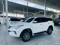 TOYOTA FORTUNER 2.4 V ปี 2020 รถสวย มือแรกออกห้าง สภาพพร้อมใช้ ไมล์น้อย 8 หมื่นโล รับประกันตัวถังสวย