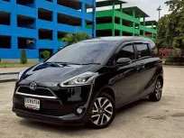 2018 Toyota Sienta 1.5 V รถตู้/MPV ออกรถ 0 บาท