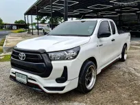 Toyota Revo Smart Cab 2.4 Z Edition เกียร์ธรรมดา ปี 2020 ผ่อนเริ่มต้น 6,*** บาท