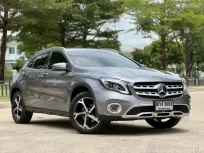 Mercedes-Benz GLA-Class 1.6 GLA200 2019 รถบ้านสวย ใช้งานน้อย  