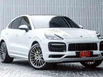 2022 Porsche Cayenne e-hybrid Coupe