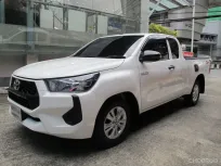 2024 Toyota Hilux Revo CAB 2.4 ENTRY (โฉมใหม่ เครื่องยูโร 5)  รถสวยสภาพใหม่มาก วิ่งน้อย 13,024 กม.