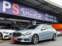 ฟรีเงินดาวน์ เลขไมล์น้อย จัดไฟแนนซ์ได้เต็ม Mercedes-Benz E300 Bluetec Hybrid (W212) ปี 2016 สีเทา
