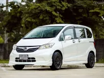 Honda Freed 1.5 E 2015 สภาพสวย ไมล์น้อย