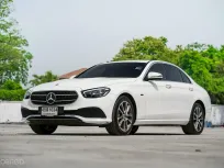 New !!  Benz E300e Avantgarde ปี 2021  รถสภาพสวยมาก รถพร้อมใช้งานทันที รับประกันรถไม่มีชนหนัก