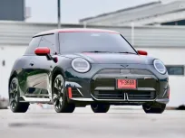 Mini Cooper SE Cooper SE 32.6 kWh 2025 สภาพใหม่ ไมล์น้อย 