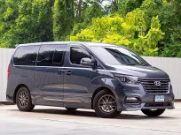 Hyundai H-1 2.5 Elite ปี 2021 รถบ้านสภาพสวย ราคาดีที่สุด