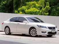 Honda Accord 2.0 2014 วิ่งน้อย รถสวย ห้องโดยสารกว้างนั่งสบาย