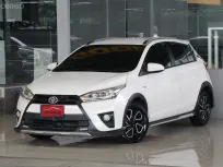 Toyota YARIS 1.2 TRD Sportivo ปี 2017 ไมล์แท้9x,xxxโล ไม่เคยติดแก๊ส รถบ้านมือเดียว ออกรถ0บาท