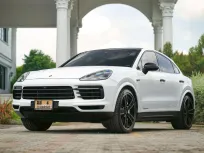 Porsche Cayenne Coupe 3.0 V6 e-Hybrid ปี 2022 เลขไมล์นางฟ้า 66,000 km. เจ้าของขายเอง
