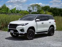 TOYOTA FORTUNER 2.8 TRD Sportivo (Black Top) (4WD) ปี 2019 รถเอนกประสงค์ยอดฮิต พร้อมออฟชั่นจัดเต็ม