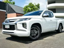 2020 MISUBISHI TRITON 2.5 GLX MEGA CAB