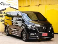 Hyundai H-1 2.5 Elite NS Van ปี 2024 รถ 11 นั่ง เกียร์ Auto เครื่อง ดีเซล สภาพใหม่ป้ายแดง
