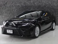 Toyota Camry 2.5 HEV SMART 2025 รถมือสอง สวยสุด ไมล์น้อยเพียง 18,000 กม. 