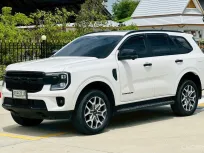 2023 Ford Everest 2.0 Bi-Turbo Titanium 4WD SUV รถบ้านมือเดียว