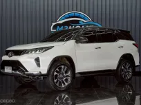 TOYOTA FORTUNER 2.4 LEGENDER 2WD AT ปี 2020 สีขาว