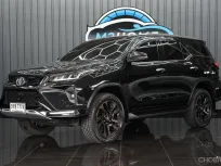 TOYOTA FORTUNER 2.4 LEGENDER 2WD AT ปี 2022 สีดำ