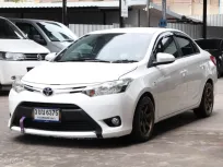 2016 Toyota VIOS 1.5 J รถเก๋ง 4 ประตู 