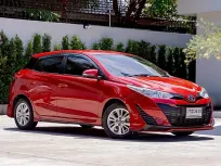2018 Toyota YARIS 1.2 E รถเก๋ง 5 ประตู ออกรถฟรี
