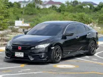 Honda Civic 1.5 Turbo 2016 รถบ้านมือเดียว สภาพเยี่ยม