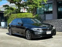 2019 BMW 530e MSPORT รถมือเดียวออกป้ายแดง วิ่งเพียง 90,000 กม รถเข้าศูนย์ตามระยะ ไม่มีอุบัติเหตุครับ