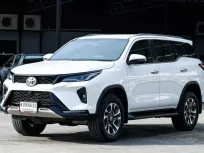 2023 Toyota Fortuner 2.4 Leader ยางปี25 กุญแจสำรองคู่มือครบ ออกรถ999 ดอกเบี้ยถูก ออกง่ายอนุมัติไว 