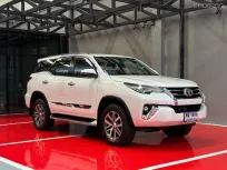 2020 TOYOTA FORTUNER 2.4V รถมือเดียวออกป้ายแดง รถวิ่งน้อย ประวัติศูนย์ครบ ไม่เคยมีอุบัติเหตุครับ