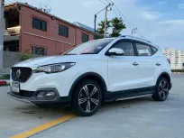 MG ZS 1.5 X SUNROOF AT ปี 2018 สีขาว