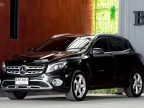 2017 Mercedes-Benz GLA-Class 1.6 GLA200 SUV รถบ้านมือเดียว