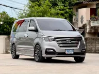 Hyundai H-1 2.5 Deluxe 2018 รถครอบครัวสุดคุ้ม