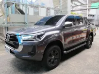2022 TOYOTA REVO DOUBLE CAB 2.4 ENTRY PRERUNNER เกียร์AUTO สีเทา วิ่งน้อย 38,126 กม. รถสวยสภาพใหม่
