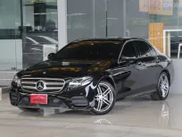 Mercedes-Benz E-Class 2.0 E220d AMG ปี 2017 ไมล์แท้9x,xxxโล เข้าศูนย์ตลอด รถบ้านมือเดียว ฟรีดาวน์