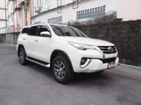 TOYOTA FORTUNER 2.4 V  ปี2019