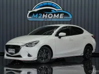MAZDA 2 1.3 High Connect AT ปี 2019 จด 2020 สี ขาว