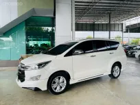 Toyota Innova Crysta 2.8 V ปี 2017 ไมล์แท้ รถเดิมๆสภาพสวยพร้อมใช้