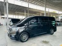 HYUNDAI H1 2.5 DELUXE 2021 รถสวย มือแรกออกห้าง พร้อมใช้ ไมล์น้อย 5 หมื่น TOP สุด รับประกันตัวถังสวย