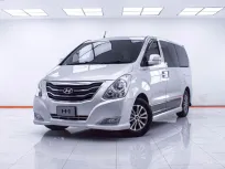 1E211 HYUNDAI H-1 2.5 DELUXE AT 2009