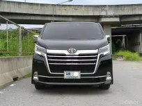 Toyota Majesty 2.8 Premium รถออกศูนย์ปี 2020 สีดำ