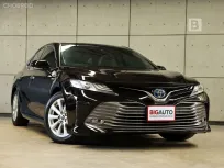 2020 Toyota CAMRY 2.5 Hybrid Premium Sedan AT ไมล์แท้ มือเเรกจากป้ายเเดง (รุ่นTOP) FULL OPTION B1140