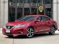 รถสวยดูแลอย่างดี โชว์รูมนิสสันจำหน่ายเอง มั่นใจได้ Nissan Teana 2.5 XV Navi Sunroof ปี 2019