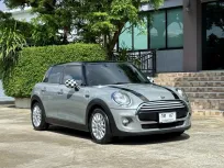 2017 MINI COOPER 5 DOOR HATCH รถมือเดียวออกป้ายแดง รถวิ่งน้อย เข้าศูนย์ตรงระยะ รถไม่มีอุบัติเหตุครับ