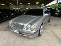 Mercedes-Benz E200 Kompressor W210 2.0i ปี 2001 สีเทา